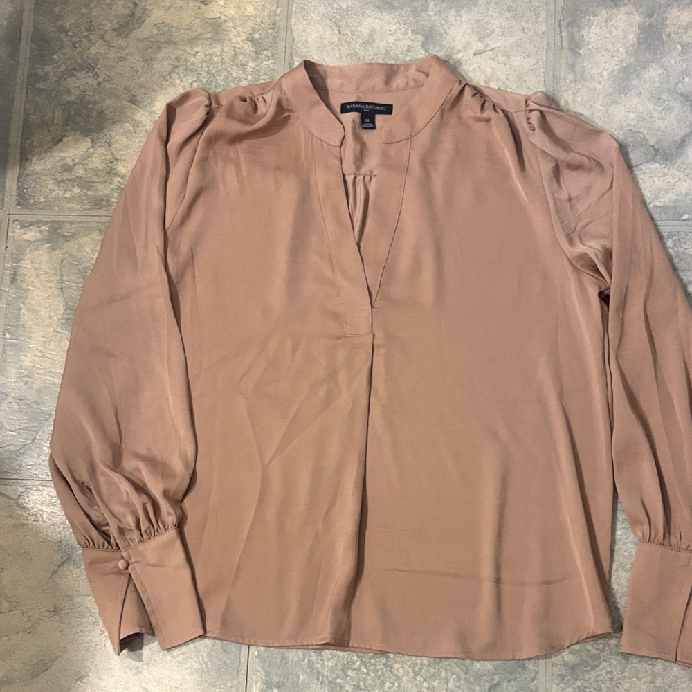Banana Republic Women's Blouse in Tan